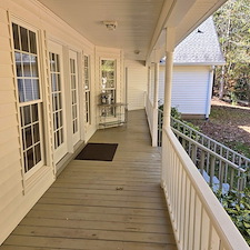 THIS-GAINESVILLE-GA-HOME-RECEIVED-OUR-HOUSE-WASHING-SERVICE-TO-PREPARE-IT-FOR-SALE 7